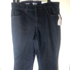 Women Bootleg style Jean 4s